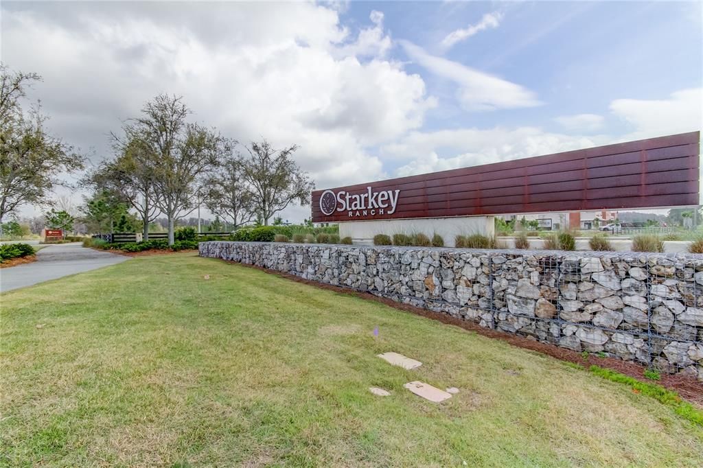 Activo con contrato: $1,229,900 (4 camas, 4 baños, 3138 Pies cuadrados)