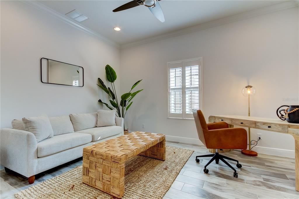 Activo con contrato: $1,229,900 (4 camas, 4 baños, 3138 Pies cuadrados)