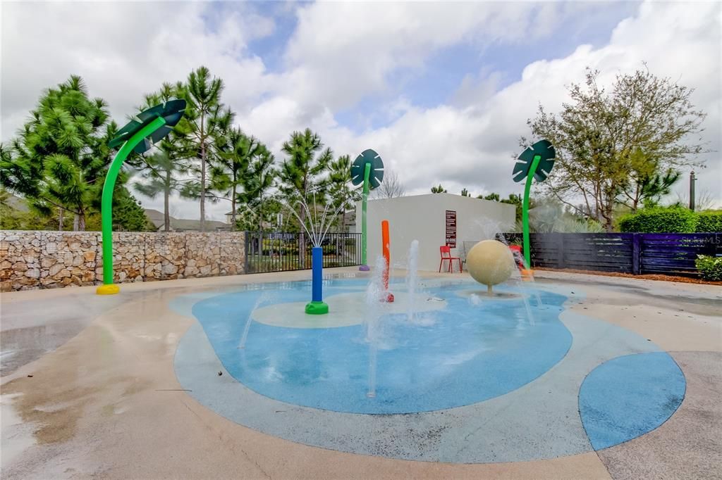 Activo con contrato: $1,229,900 (4 camas, 4 baños, 3138 Pies cuadrados)