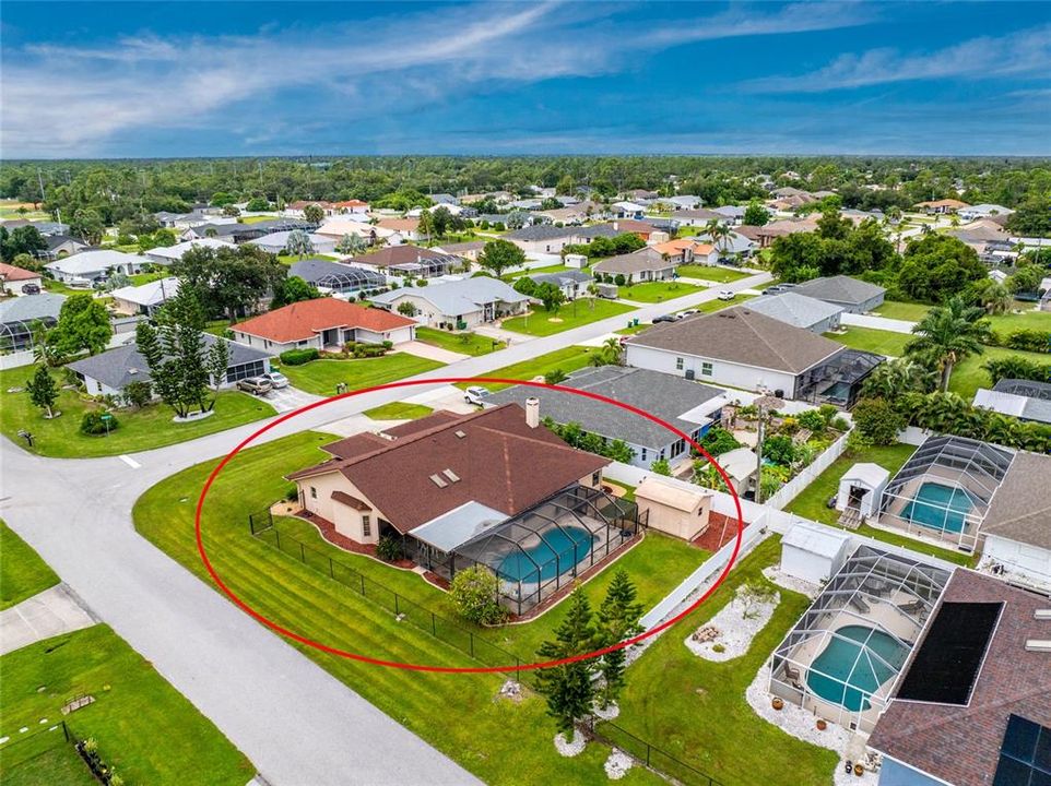 На продажу: $389,500 (3 спален, 2 ванн, 2037 Квадратных фут)