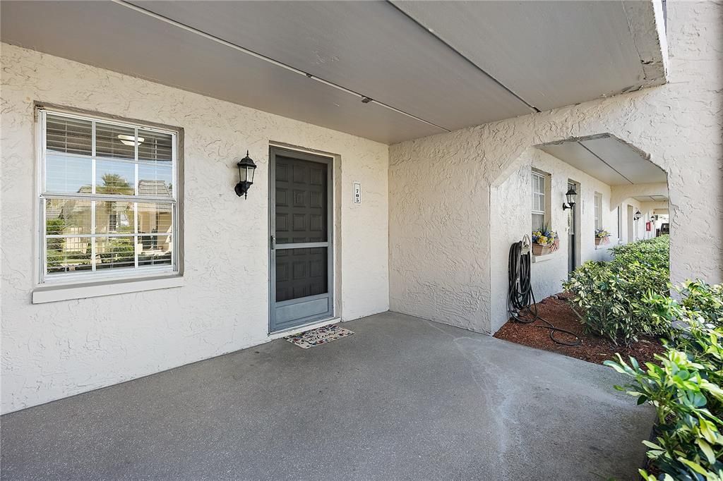 For Sale: $172,000 (1 beds, 1 baths, 775 Square Feet)