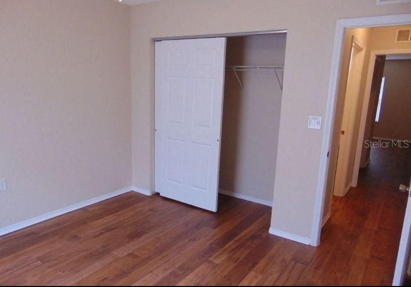 For Sale: $129,500 (2 beds, 2 baths, 920 Square Feet)