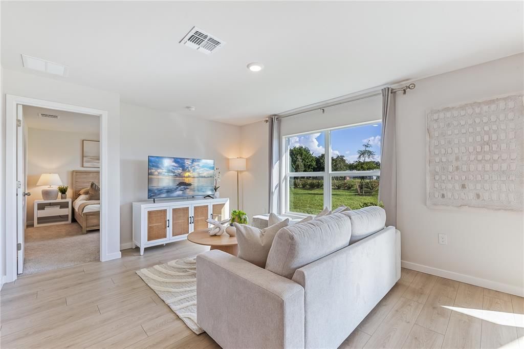 Active With Contract: $306,990 (4 beds, 2 baths, 1499 Square Feet)