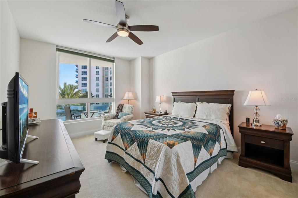 En Venta: $285,000 (2 camas, 2 baños, 1660 Pies cuadrados)