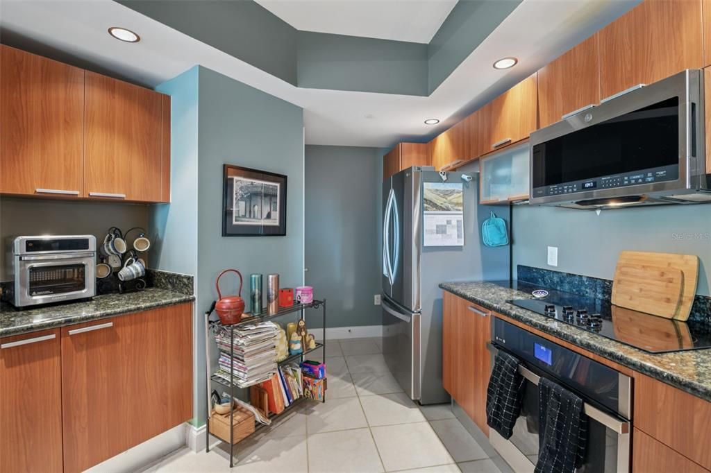 En Venta: $285,000 (2 camas, 2 baños, 1660 Pies cuadrados)