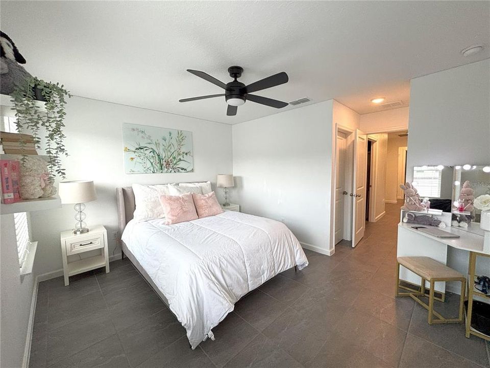 For Sale: $439,000 (3 beds, 2 baths, 1633 Square Feet)