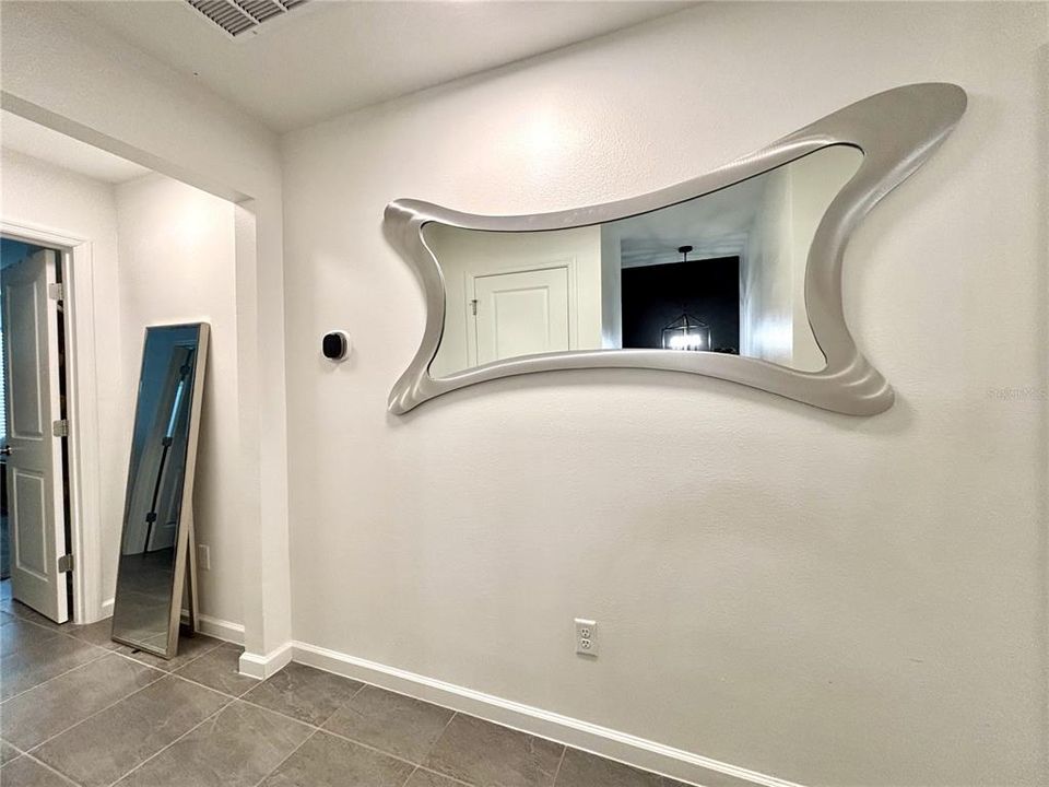 For Sale: $439,000 (3 beds, 2 baths, 1633 Square Feet)