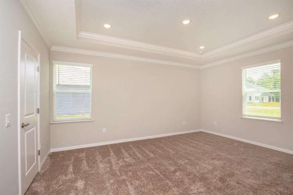 For Sale: $449,990 (3 beds, 2 baths, 1602 Square Feet)