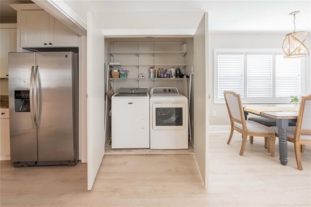 Active With Contract: $489,000 (3 beds, 2 baths, 1904 Square Feet)