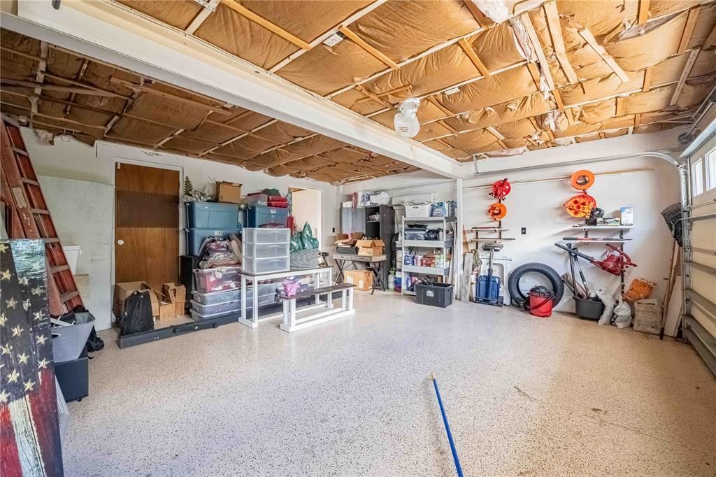 Active With Contract: $489,000 (3 beds, 2 baths, 1904 Square Feet)