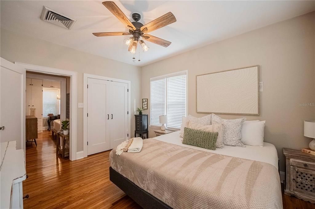 Active With Contract: $489,000 (3 beds, 2 baths, 1904 Square Feet)