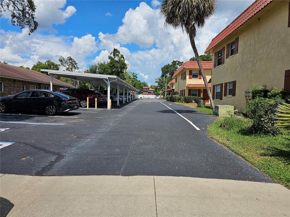 Active With Contract: $95,000 (1 beds, 1 baths, 638 Square Feet)