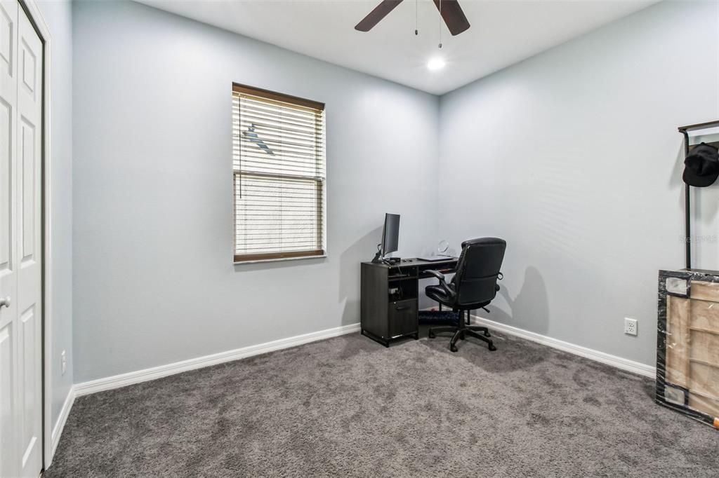 合同活跃: $540,000 (4 贝兹, 3 浴室, 2641 平方英尺)