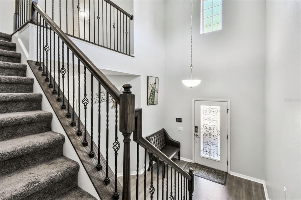 合同活跃: $540,000 (4 贝兹, 3 浴室, 2641 平方英尺)