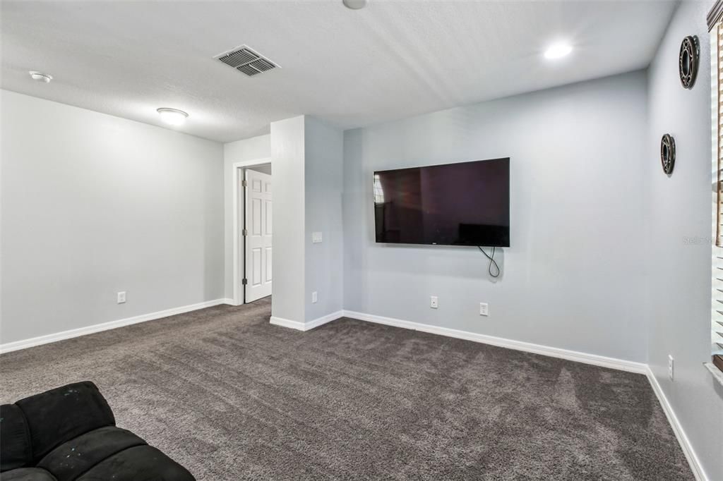 合同活跃: $540,000 (4 贝兹, 3 浴室, 2641 平方英尺)