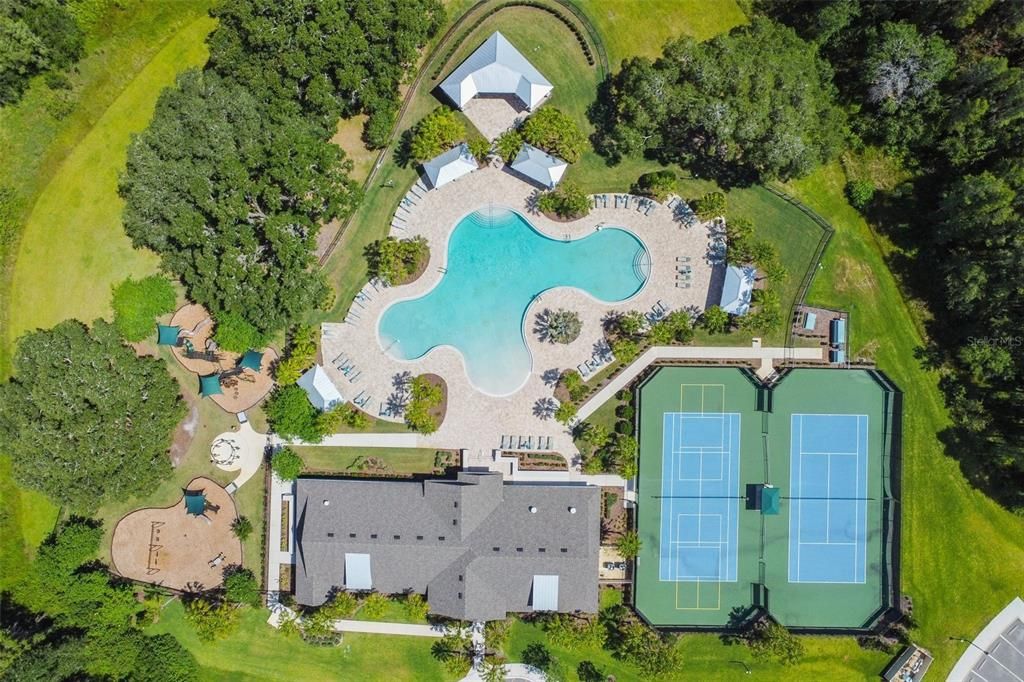 合同活跃: $540,000 (4 贝兹, 3 浴室, 2641 平方英尺)