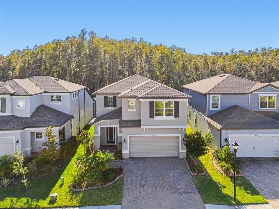 合同活跃: $540,000 (4 贝兹, 3 浴室, 2641 平方英尺)