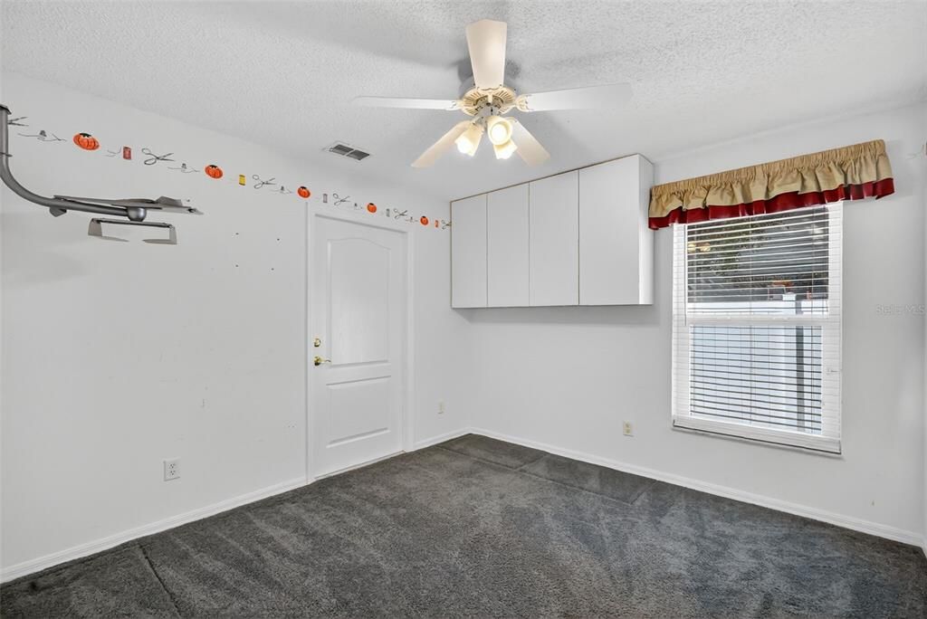 Active With Contract: $325,000 (4 beds, 2 baths, 1760 Square Feet)