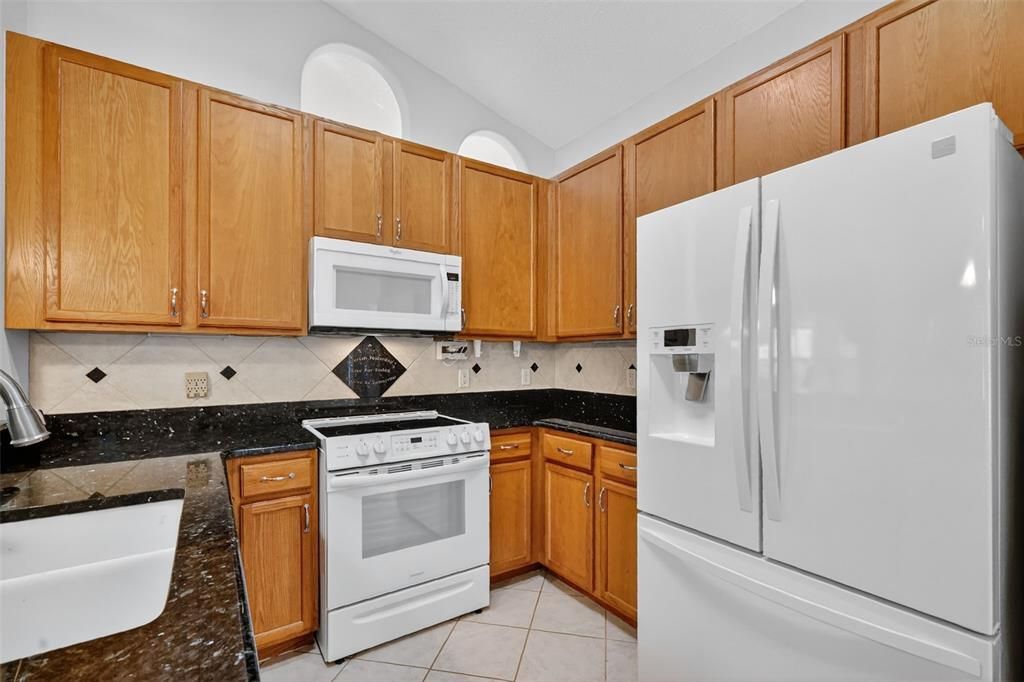 Active With Contract: $325,000 (4 beds, 2 baths, 1760 Square Feet)