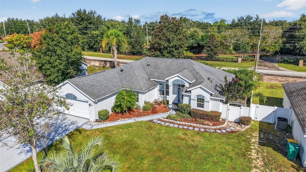 Active With Contract: $325,000 (4 beds, 2 baths, 1760 Square Feet)