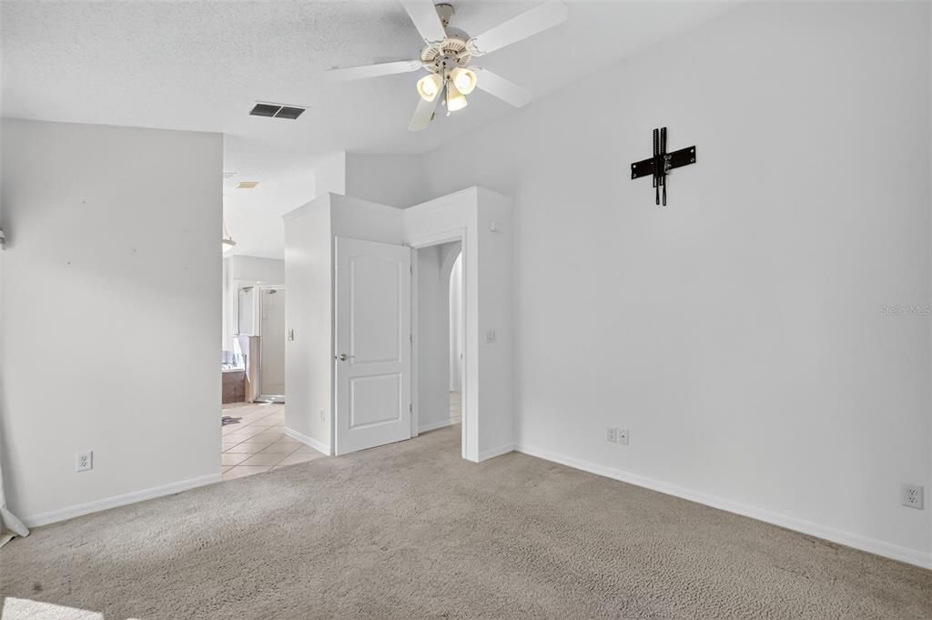 Active With Contract: $325,000 (4 beds, 2 baths, 1760 Square Feet)