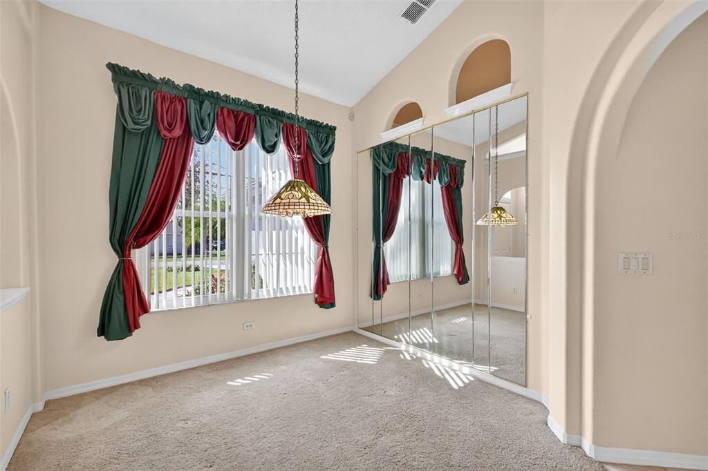 Active With Contract: $325,000 (4 beds, 2 baths, 1760 Square Feet)