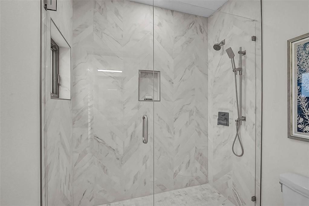 For Sale: $2,300,000 (4 beds, 4 baths, 3235 Square Feet)