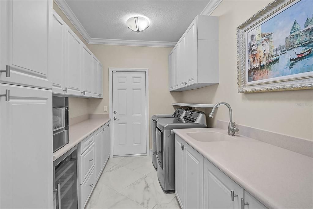 For Sale: $2,300,000 (4 beds, 4 baths, 3235 Square Feet)