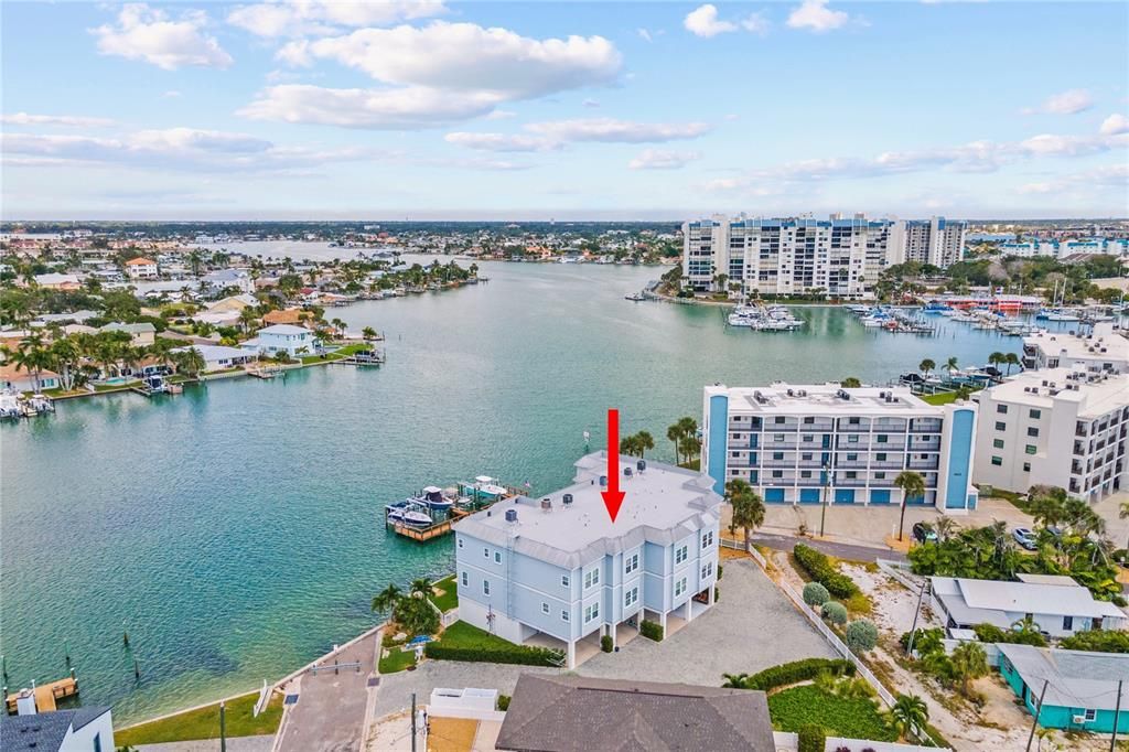 На продажу: $925,000 (3 спален, 3 ванн, 1618 Квадратных фут)