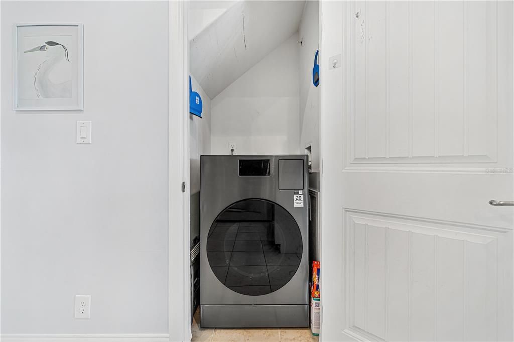 На продажу: $925,000 (3 спален, 3 ванн, 1618 Квадратных фут)