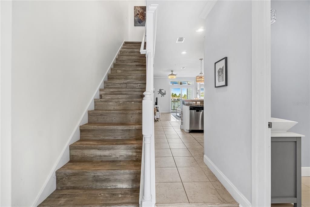 На продажу: $925,000 (3 спален, 3 ванн, 1618 Квадратных фут)