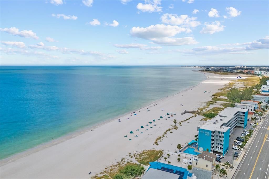 На продажу: $925,000 (3 спален, 3 ванн, 1618 Квадратных фут)