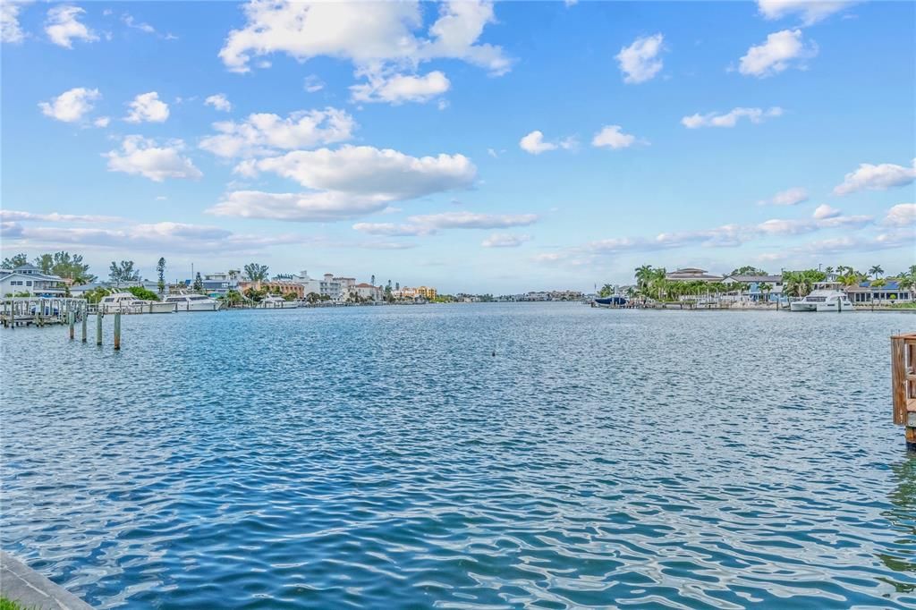 На продажу: $925,000 (3 спален, 3 ванн, 1618 Квадратных фут)