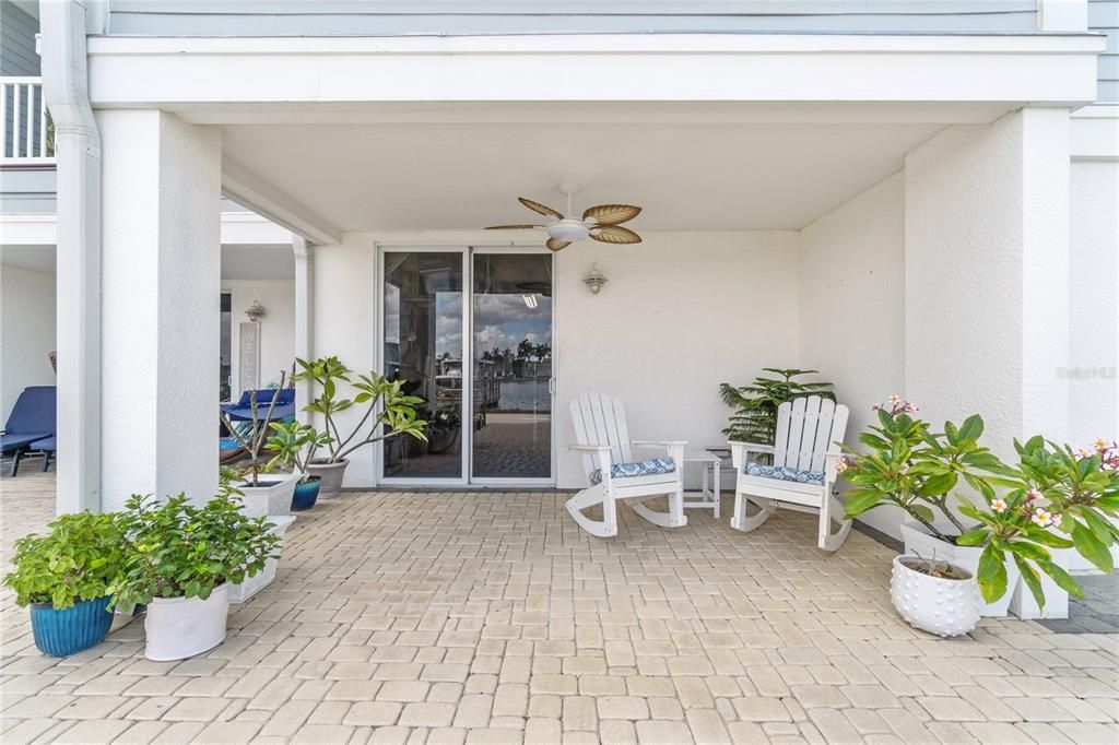 На продажу: $925,000 (3 спален, 3 ванн, 1618 Квадратных фут)