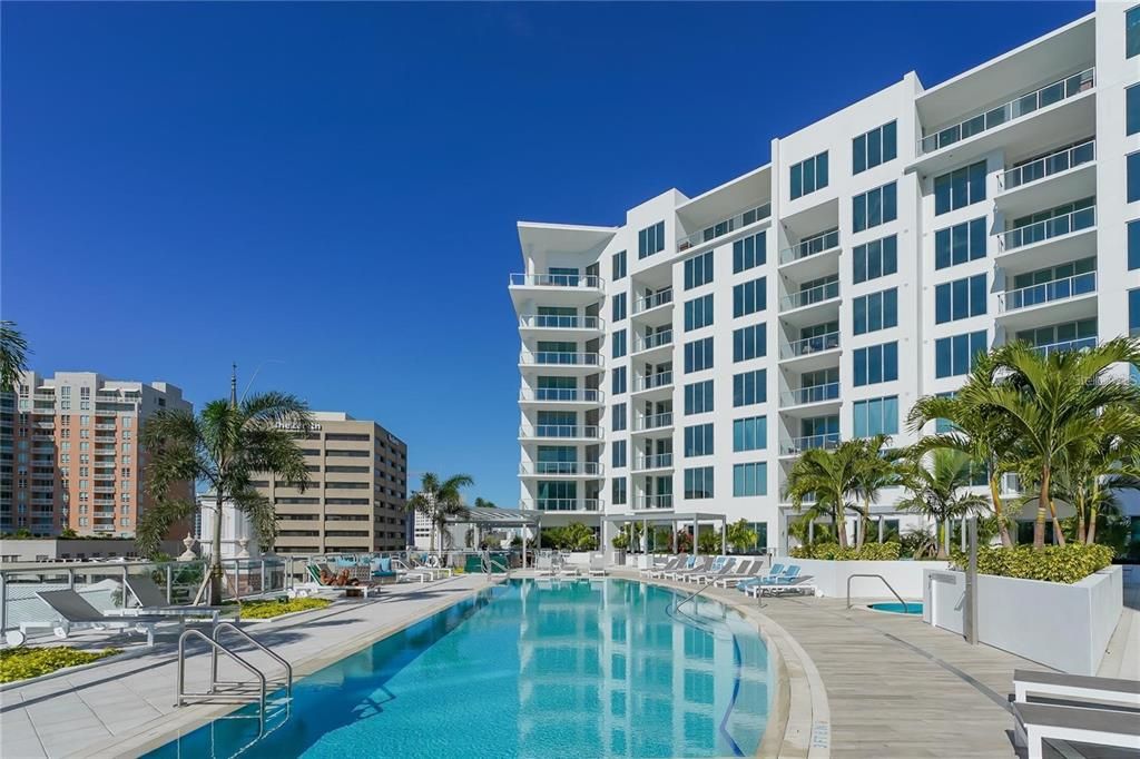 For Rent: $11,000 (3 beds, 3 baths, 2803 Square Feet)