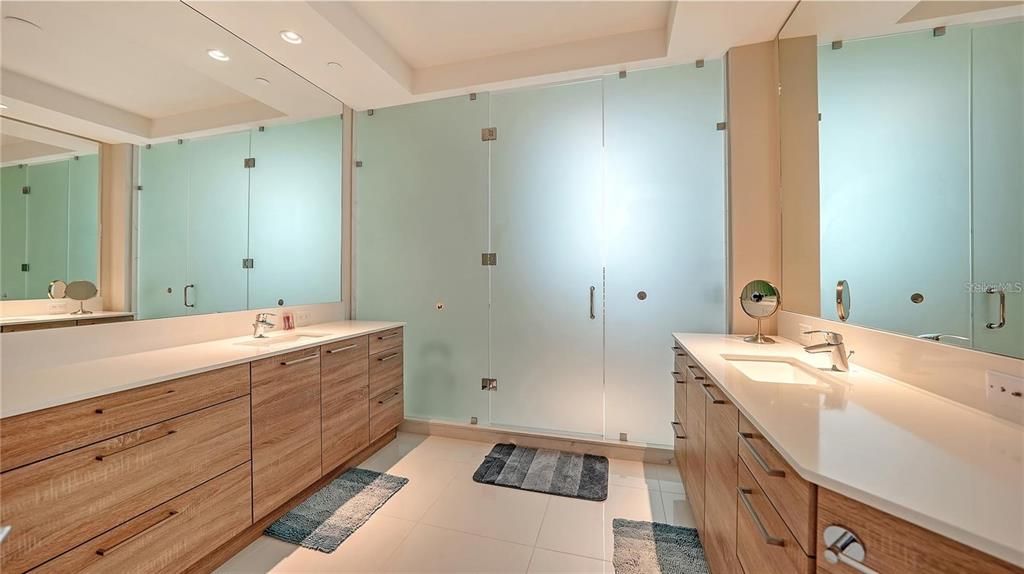 For Rent: $11,000 (3 beds, 3 baths, 2803 Square Feet)