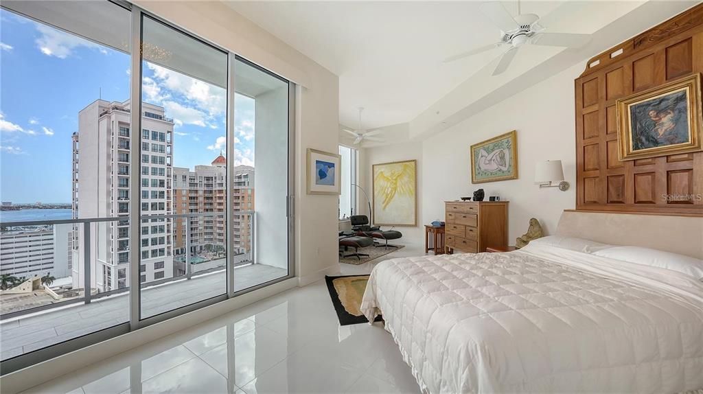 For Rent: $11,000 (3 beds, 3 baths, 2803 Square Feet)