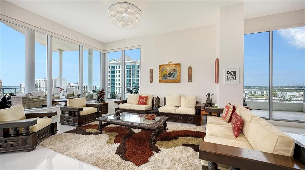 For Rent: $11,000 (3 beds, 3 baths, 2803 Square Feet)