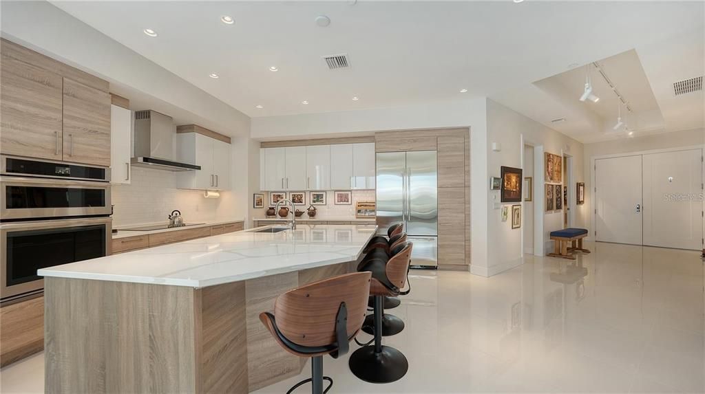 For Rent: $11,000 (3 beds, 3 baths, 2803 Square Feet)