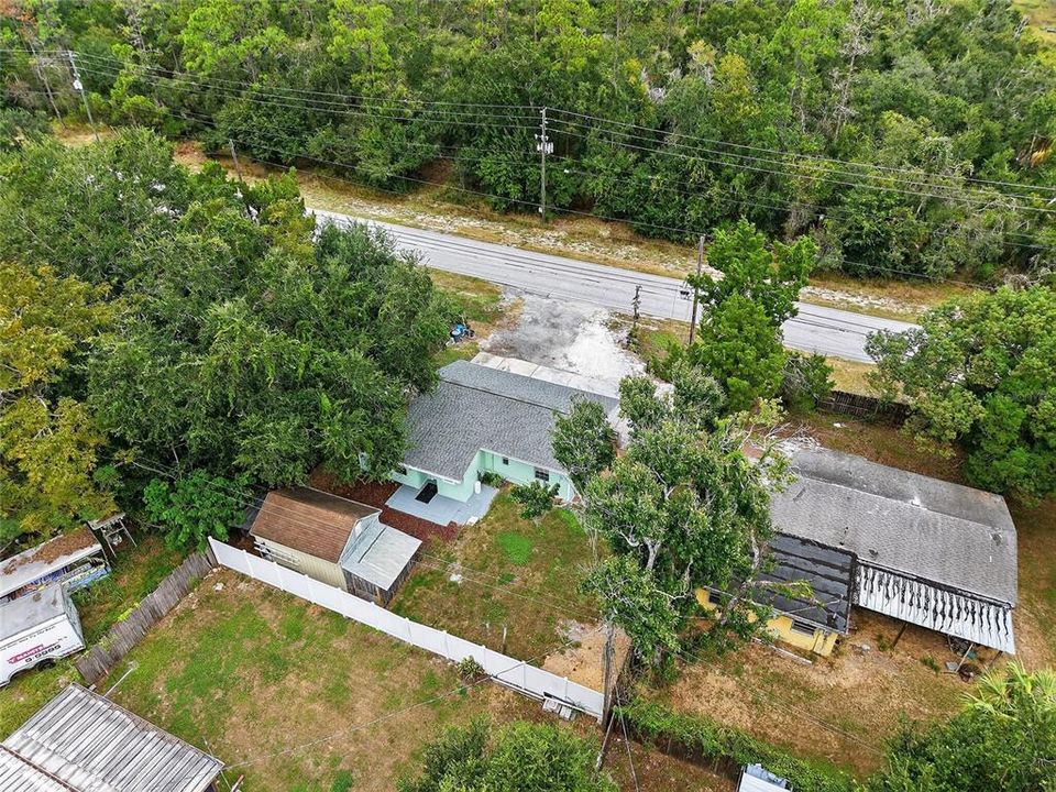 For Sale: $200,000 (2 beds, 1 baths, 870 Square Feet)