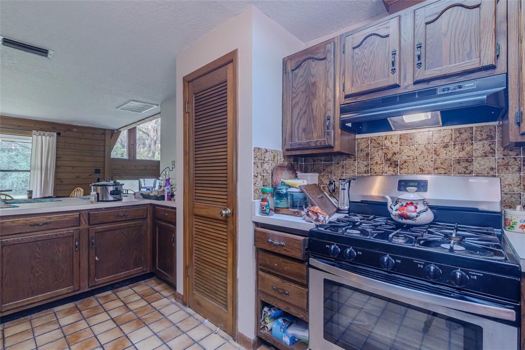 На продажу: $609,000 (3 спален, 2 ванн, 3339 Квадратных фут)