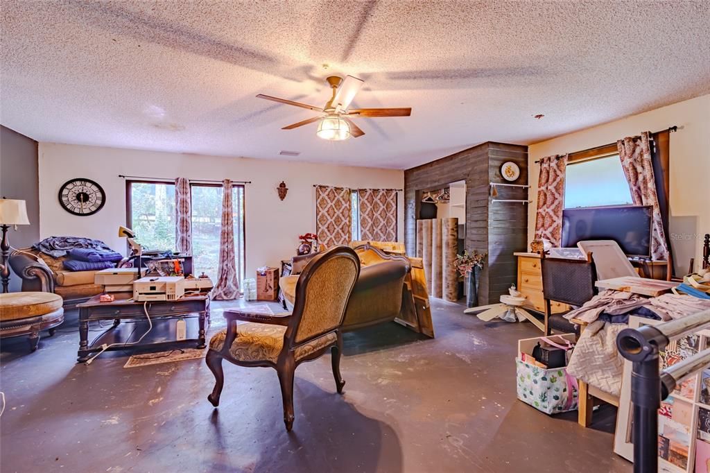 На продажу: $609,000 (3 спален, 2 ванн, 3339 Квадратных фут)