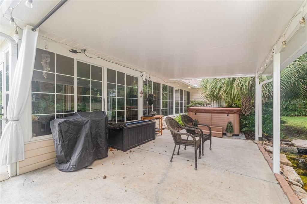 待售: $360,000 (3 贝兹, 2 浴室, 2319 平方英尺)