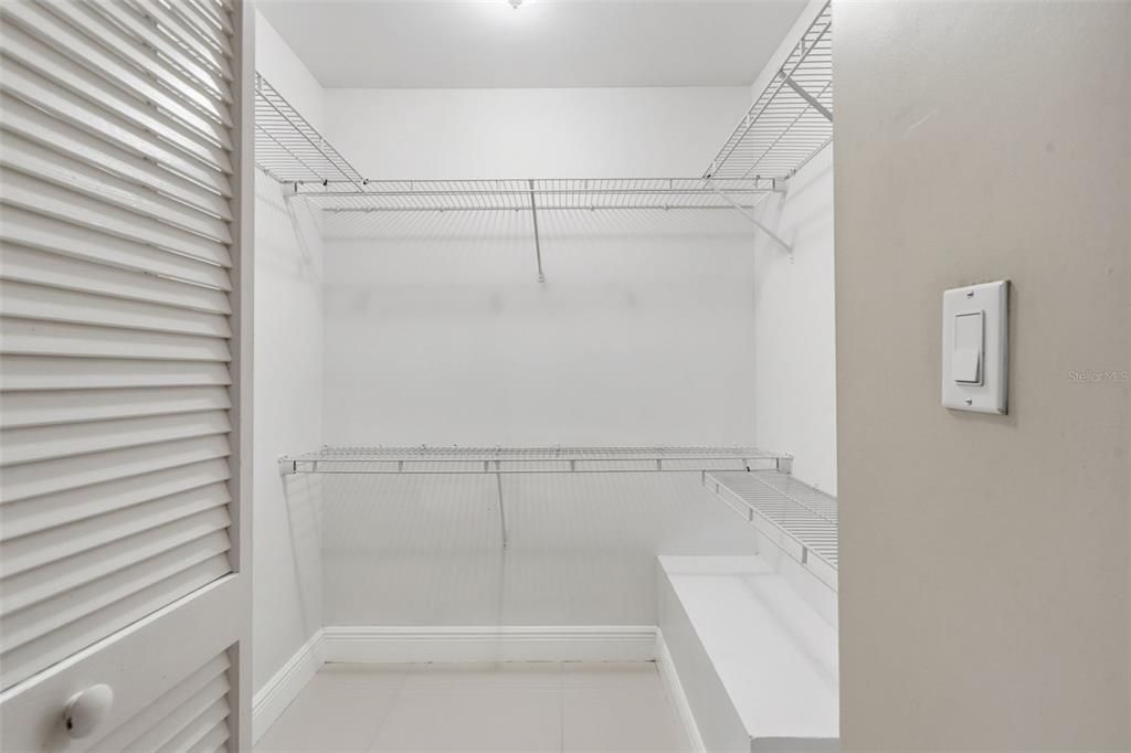 待售: $599,900 (3 贝兹, 2 浴室, 1729 平方英尺)