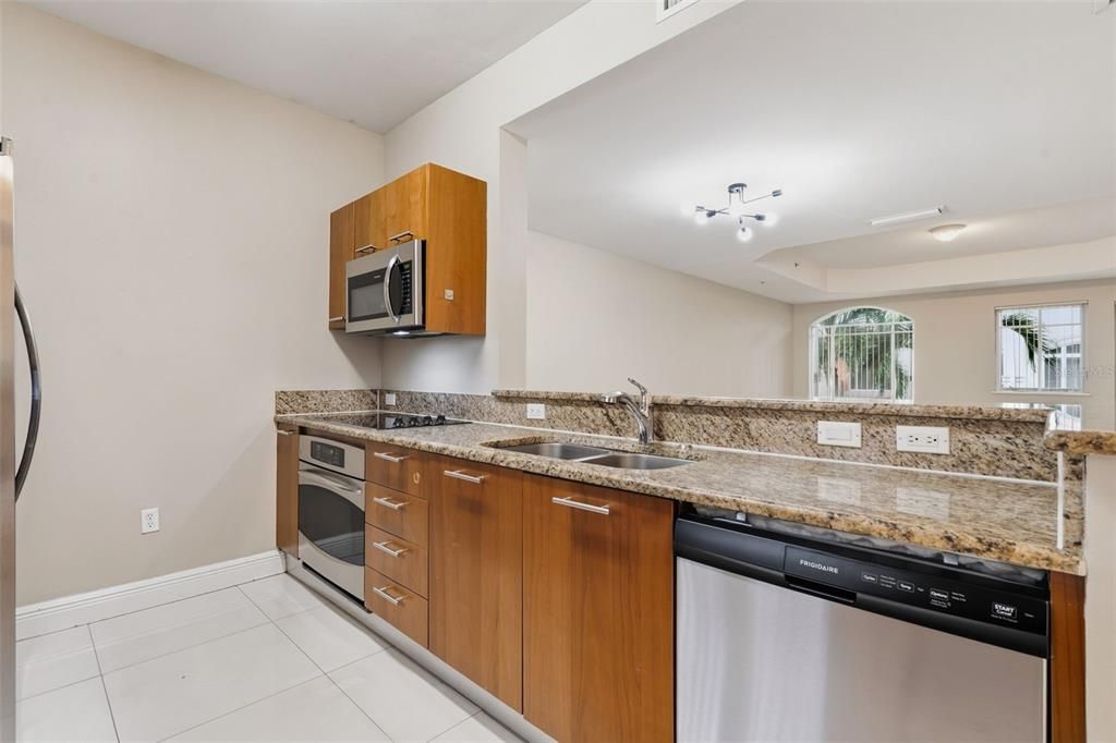 待售: $599,900 (3 贝兹, 2 浴室, 1729 平方英尺)