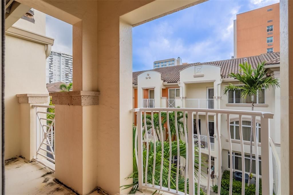 待售: $599,900 (3 贝兹, 2 浴室, 1729 平方英尺)