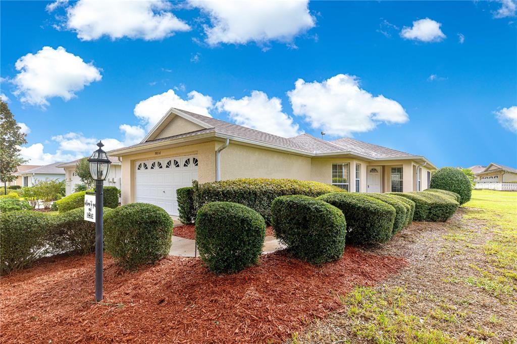 合同活跃: $199,950 (2 贝兹, 2 浴室, 1394 平方英尺)