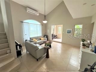 待售: $2,400,000 (4 贝兹, 4 浴室, 3995 平方英尺)