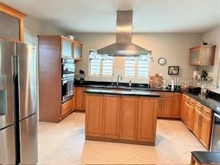 待售: $2,400,000 (4 贝兹, 4 浴室, 3995 平方英尺)