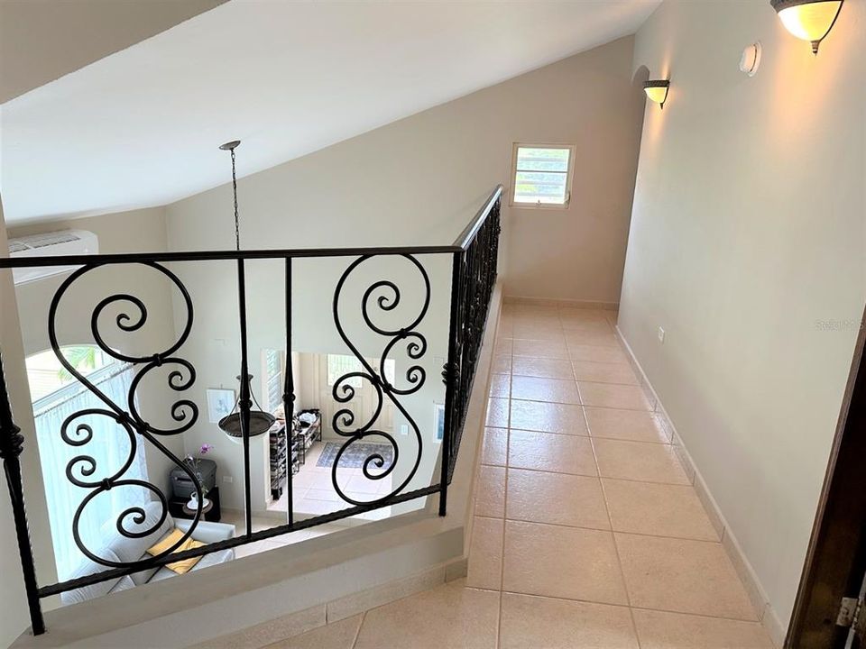 待售: $2,400,000 (4 贝兹, 4 浴室, 3995 平方英尺)